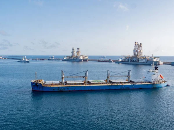 Nákladní Loď Kotvící Přístavu Las Palmas — Stock fotografie