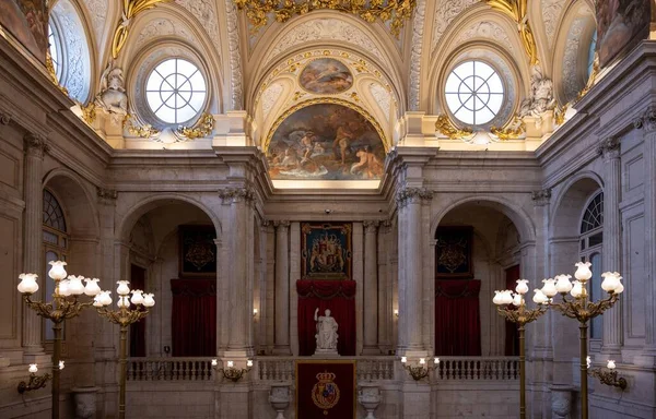 Low Angle Shot Interior Madrid Royal Palace Its Classic Art — Stock Photo, Image