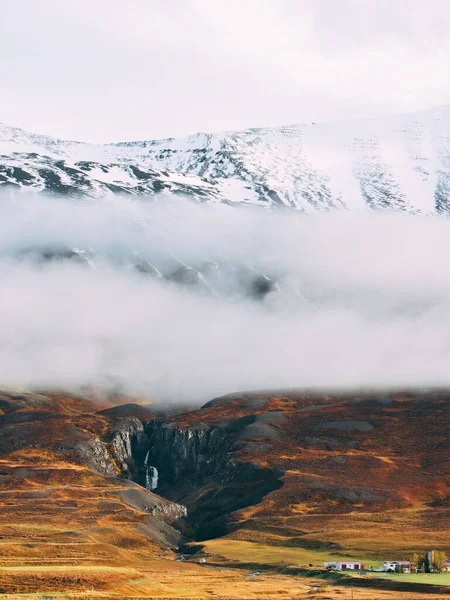 Nebbia Densa Una Valle Innevata Islanda — Foto Stock