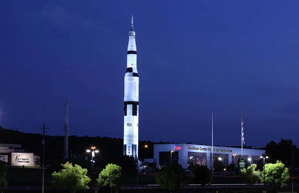 Saturn Nasa Roketi Huntsville Alabama Daki Uzay Roket Merkezinde Gün — Stok fotoğraf