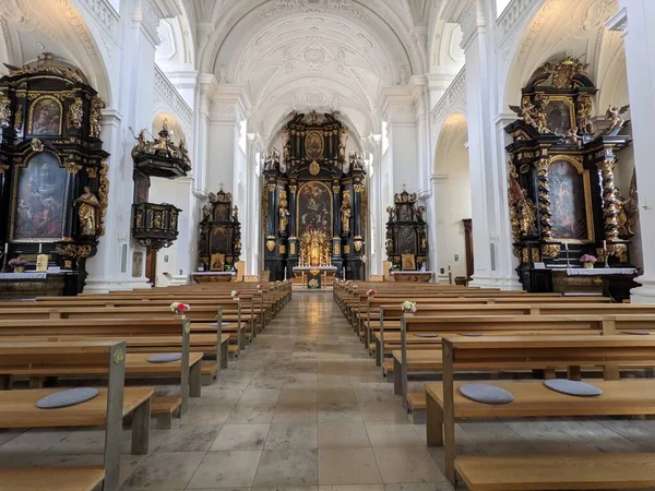 Interior Igreja Vazia Stadtpfarrkirche Paul Com Bancos Amplos Passau Alemanha — Fotografia de Stock