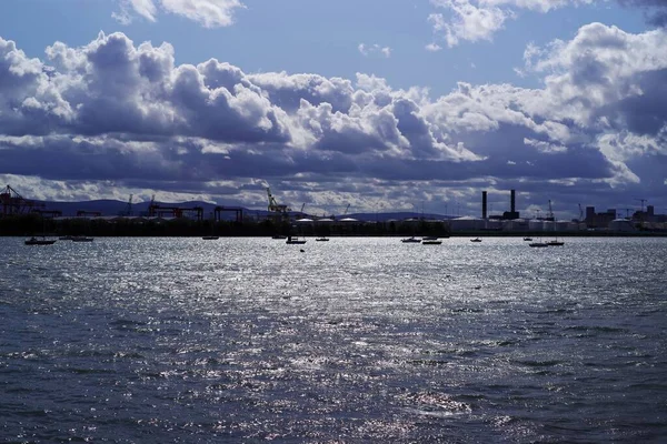 Dublin Limanı Altyapısının Ufuk Çizgisi Yaz Güneşli Bir Günde Clontarf — Stok fotoğraf