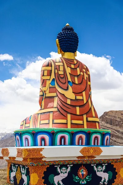 它是一座古老的佛像 座落在海拔14500米的斯皮蒂山谷的兰加萨村 — 图库照片