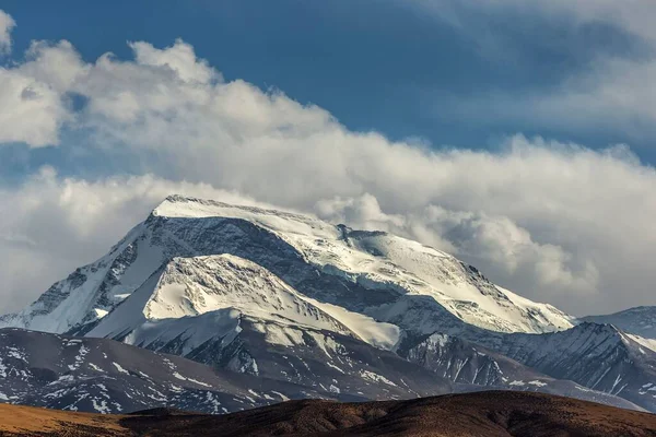 Una Hermosa Toma Del Nevado Gurla Mandhata Condado Taqin Prefectura —  Fotos de Stock