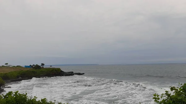 Прекрасный Вид Море Танах Лот Бали Услышьте Рев Волн Прекрасную — стоковое фото