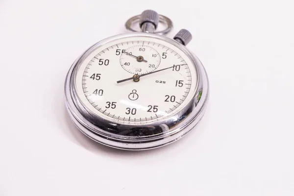 Primer Plano Viejo Reloj Temporizador Antiguo Fondo Blanco — Foto de Stock
