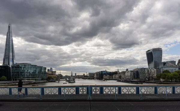 Krásný Výhled Londýn Pod Zataženou Oblohou Mostu Tower — Stock fotografie