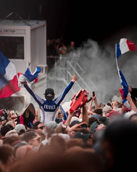 Вертикальный Кадр Болельщиков Чемпионате Мира Скоростному Спуску Les Gets France — стоковое фото