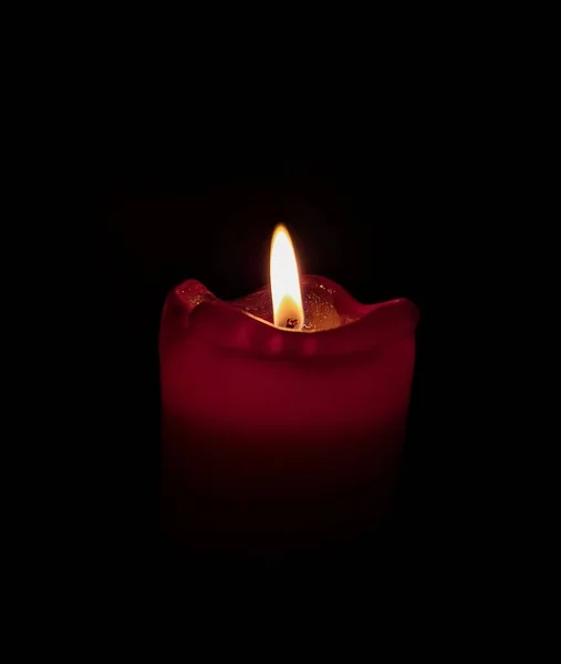 Eine Kerze Brennt Der Dunkelheit — Stockfoto
