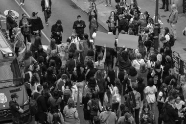 Madrid İspanya 'da kürtaj lehinde gösteri
