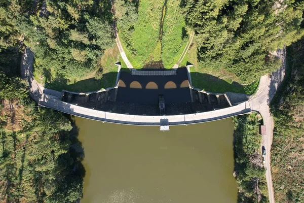 Luftaufnahme Des Steindamms Mit Bogenbrücke Über Den Stausee Sedlice Bei — Stockfoto