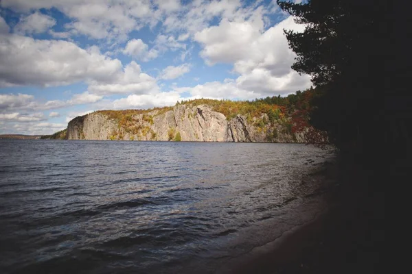 stock image A beautiful view of the lake near the forest in Ontario, Canada