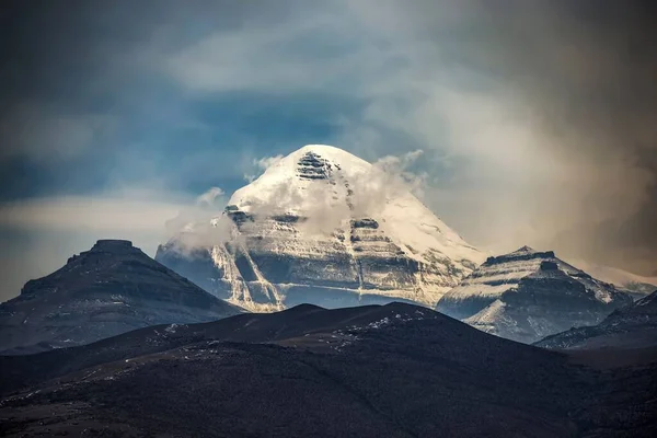 Een Prachtig Shot Van Besneeuwde Mount Kailash Taqin County Ali — Stockfoto