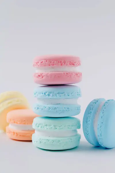 Vertical Shot Colorful Macaroons White Background — Stock Photo, Image