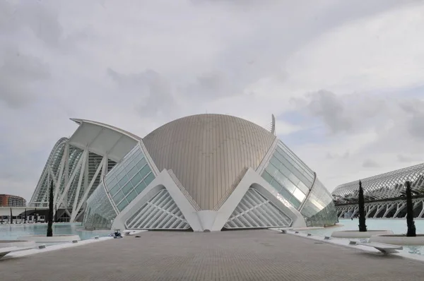 Valencia Spanya Bulutlu Bir Günde Güzel Bir Sanat Bilim Sahnesi — Stok fotoğraf