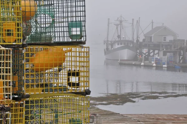Brouillard Dense Village Pêcheurs Port Clyde Dans Maine Empilement Coloré — Photo