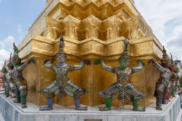 Statue Demoniache Custodi Tempio Dello Smeraldo Buddha Bangkok Thailandia — Foto Stock