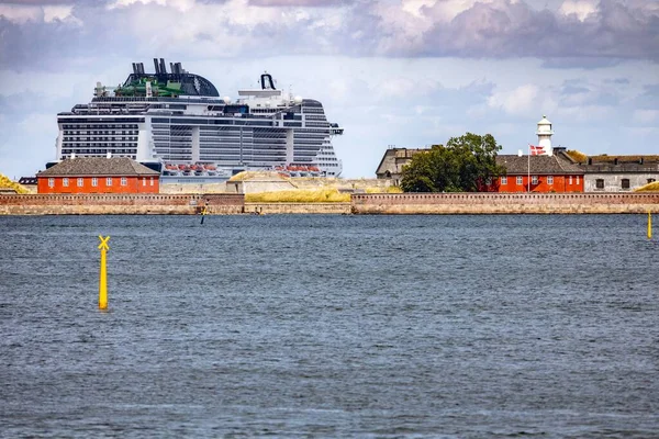Plavební Loď Opouštějící Kodaňský Přístav Dánsku — Stock fotografie