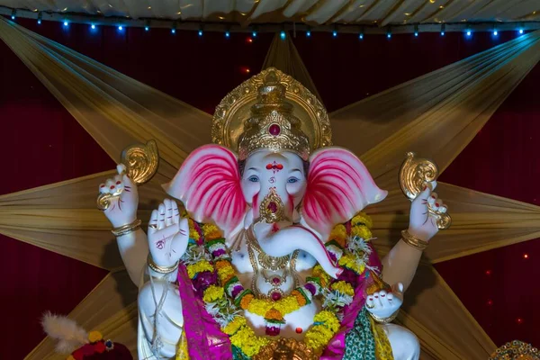 Mumbai Deki Mandal Tanrı Ganesha Nın Güzel Bir Idolü — Stok fotoğraf