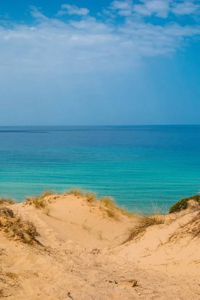 Вертикальний Вигляд Чудового Берега Скелястою Скелею Кеф Евед Туніс — стокове фото