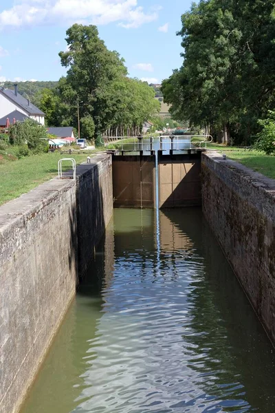 Cerradura Del Barco Canal Borgoña Vandenesse Auxois Francia — Foto de Stock