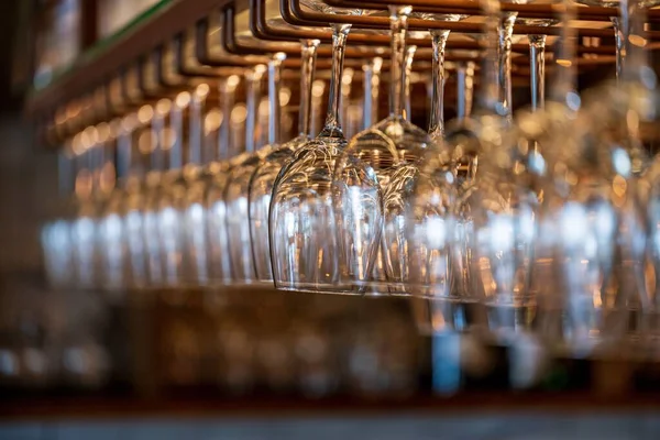 背景用のハングワイングラスの美しい景色 — ストック写真