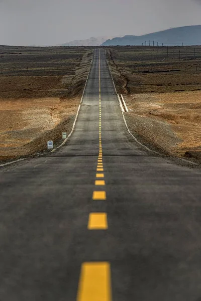 Pionowe Ujęcie Autostrady Krajowej Prowadzącej Gór Hrabstwie Zada Ali Prefektura — Zdjęcie stockowe