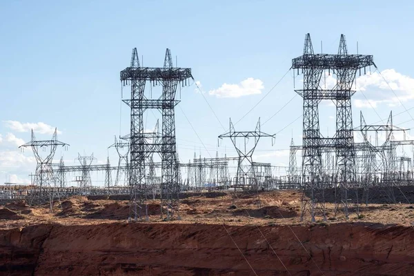 Piękne Ujęcie Linii Energetycznych Elektrowni Glen Canyon Page Arizona — Zdjęcie stockowe