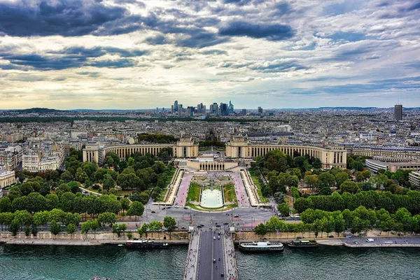 Una Vista Sul Palais Chaillot Con Paesaggio Urbano Parigi Sullo — Foto Stock