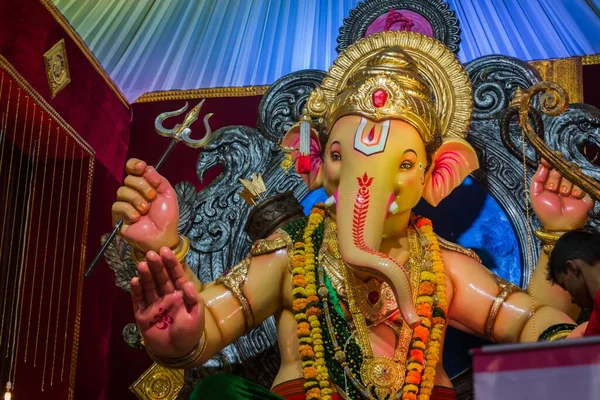 Closeup Shot Elephant Headed Idol Lord Ganesha Girangaon Cha Raja — Stock Photo, Image