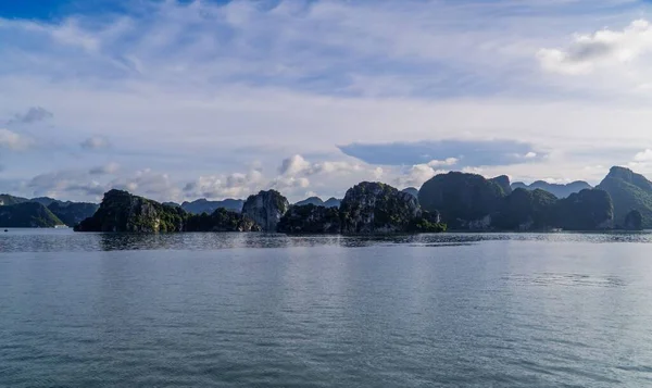 Splendida Vista Sul Tramonto Della Pacifica Long Bay Vietnam — Foto Stock