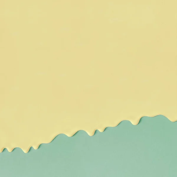Een Gele Olieverf Textuur Druipend Pastelgroen Doek Minimalistische Achtergrond Met — Stockfoto