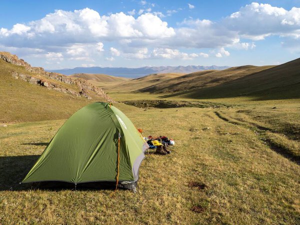 Крупный план похода в горах