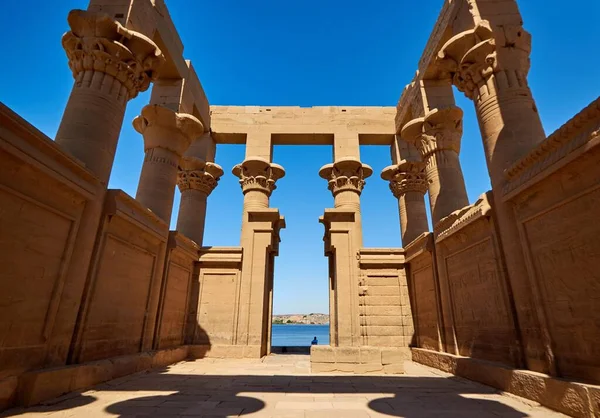 Egy Festői Kép Philae Templom Komplexum Ellen Kék Egyiptomban — Stock Fotó