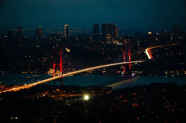 Eine Luftaufnahme Der Bosporus Brücke Istanbul Türkei Der Nacht — Stockfoto
