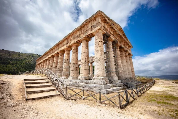Świątynia Doric Segesta Sycylia Włochy — Zdjęcie stockowe
