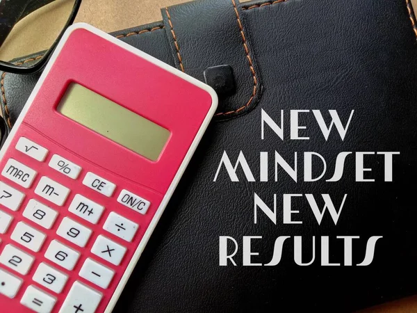 Новий Розум Нові Результати Цитування Калькулятор Гаманці — стокове фото