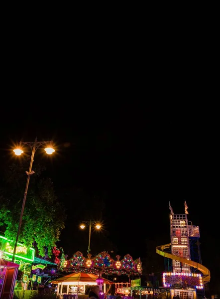 Światło Ulicy Nocy Corocznym Jarmarku Ulicznym Saint Giles Oxford Tłum — Zdjęcie stockowe