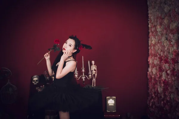 Studio Shot East Asian Female Model Wearing Black Mini Dress — Stock Photo, Image