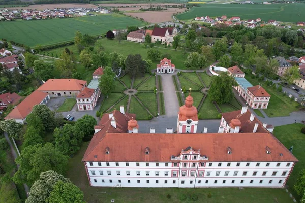 Çek Cumhuriyeti Orta Avrupa Daki Mnichovo Hradiste Tarihi Kalesinin Hava — Stok fotoğraf