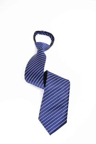 Вертикальний Знімок Синьо Смугової Поліефірної Краватки Ізольовано Білому Тлі — стокове фото