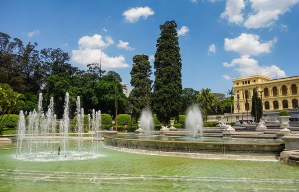 Sao Paulo Brazylia Fontanny Wodne Parku Niepodległości Ogrodzie Muzeum Ipiranga — Zdjęcie stockowe