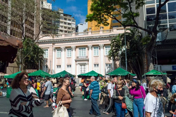Grupo Personas Comprando Feria Artesanía Avenida Afonso Pena Belo Horizonte —  Fotos de Stock