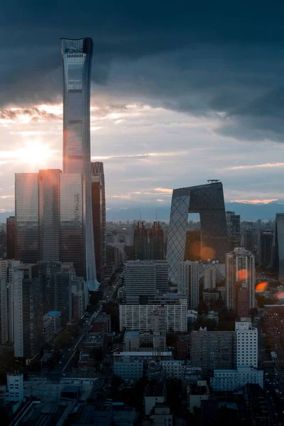 Una Toma Vertical Puesta Sol Ciudad Beijing Cbd China —  Fotos de Stock