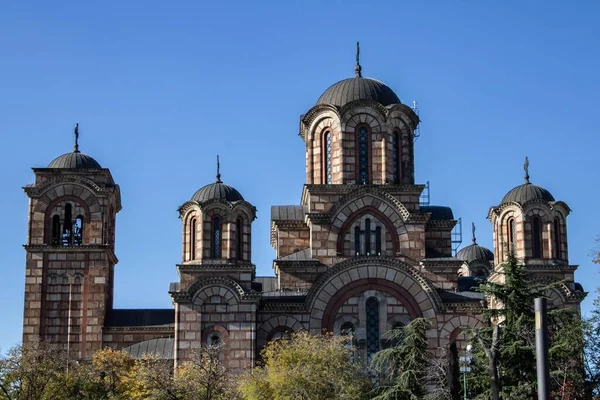 Igreja São Marko Belgrado Sob Luz Sol Céu Azul Sérvia — Fotografia de Stock