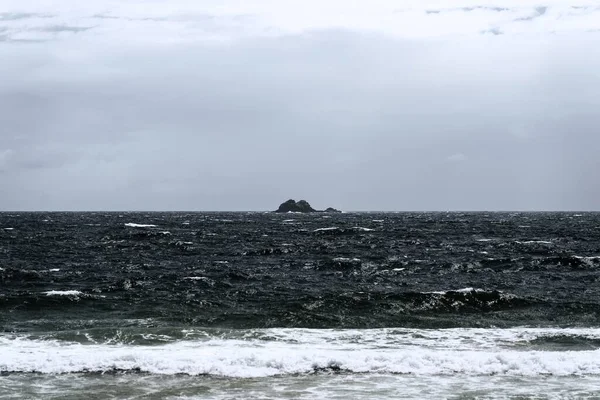 Μαγευτικά Θυελλώδη Κύματα Των Ωκεανών — Φωτογραφία Αρχείου