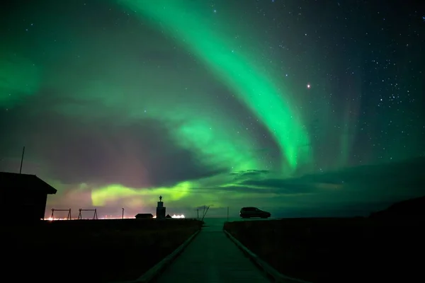 Una Hermosa Toma Aurora Boreal Sobre Mar Vardo Noruega — Foto de Stock