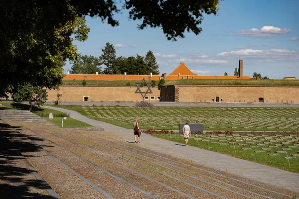 Nazistowski Obóz Koncentracyjny Mieście Terezinon Słoneczny Dzień — Zdjęcie stockowe