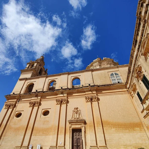 Una Vista Ángulo Bajo Hermoso Edificio Antiguo Mdina Malta — Foto de Stock