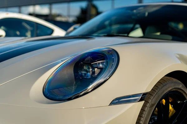Gros Plan Phare Voiture Porsche 911 — Photo